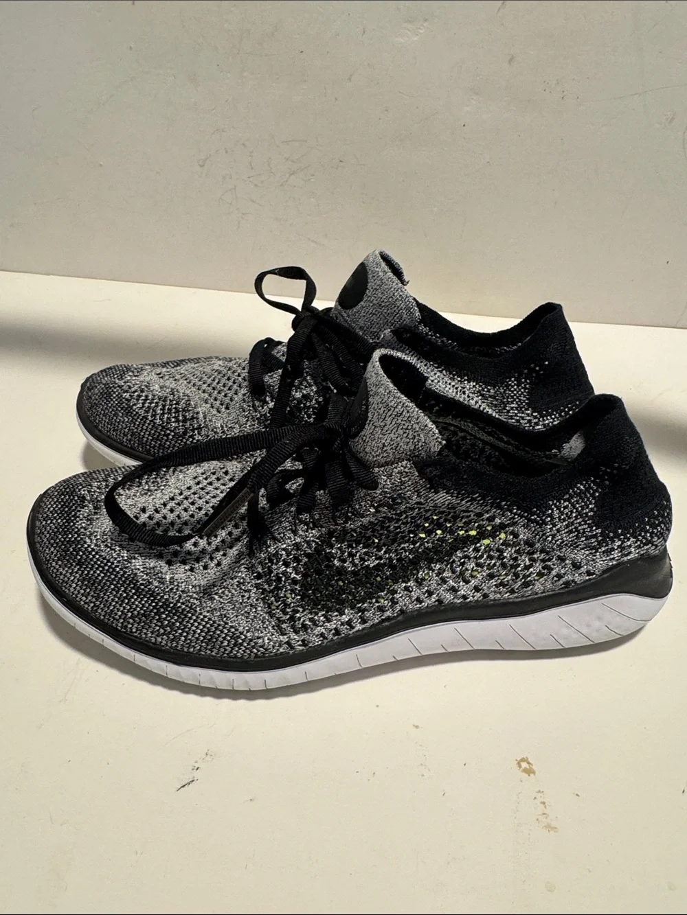 Nike Women's Black & Gray Flyknit Lace-Up Running Shoes